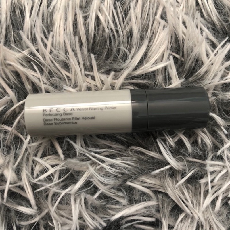🌹 Kem lót dành cho da dầu Becca Velvet Blurring Primer – Perfecting Base (5ml)