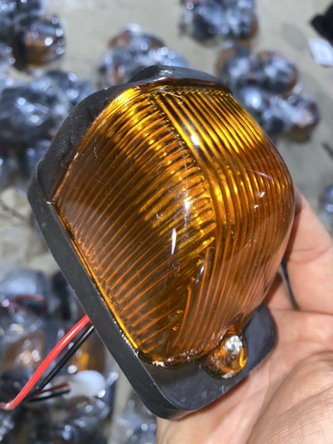 Sản phẩm gia đình làm: Combo 20 cái đèn nóc trắng hoặc vàng