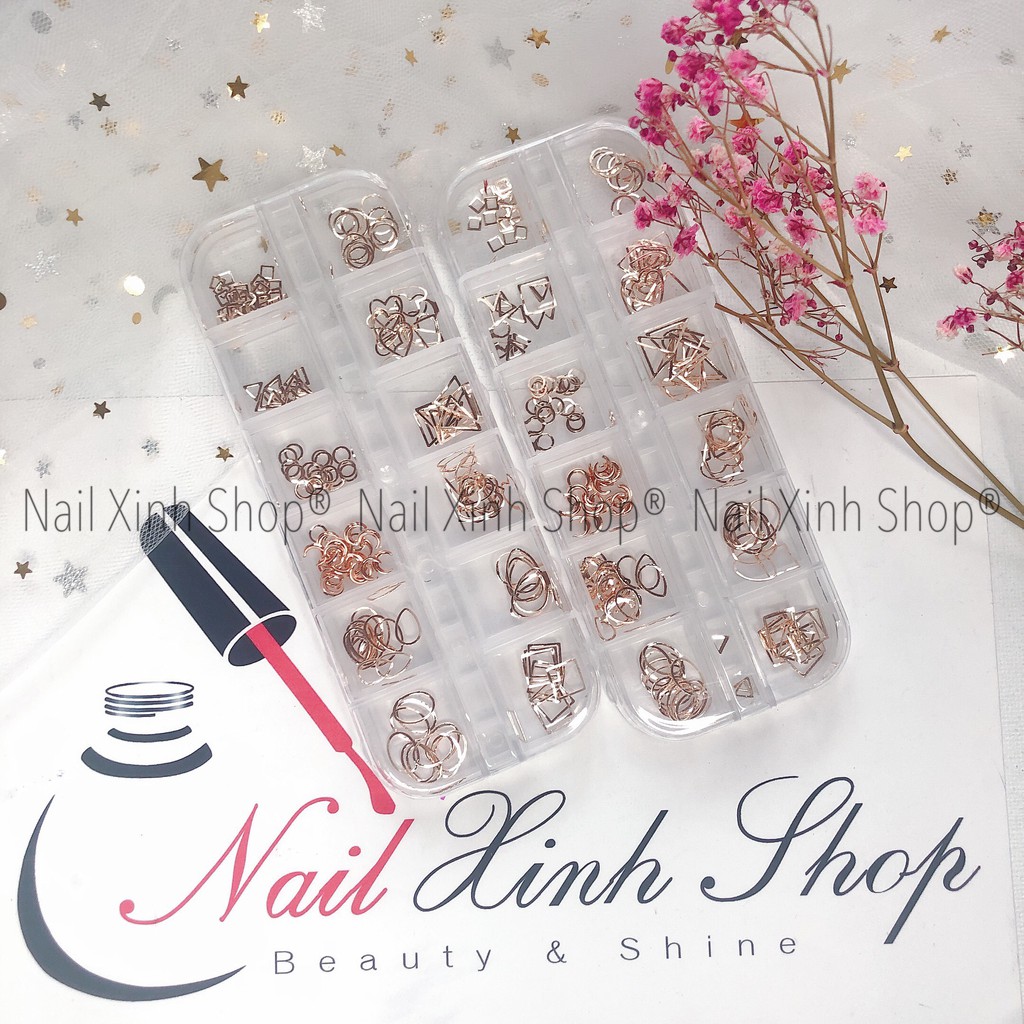 Khay 12 ô phụ kiện nail, trang trí móng tay cao cấp (phụ kiện nail kim loại mix)