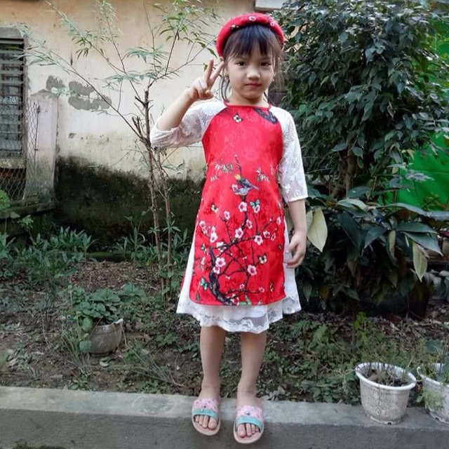 áo dài gấm pha ren