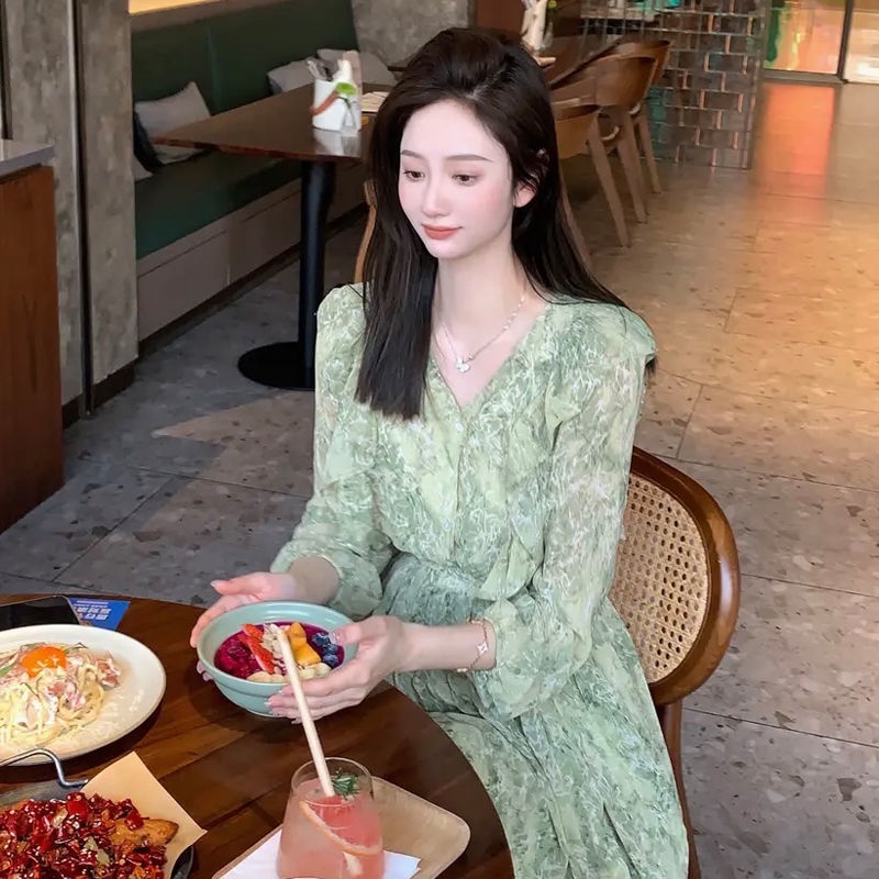2023 new medium-and long-style chiffon fairy dress with broken flowers with lotus leaf edge