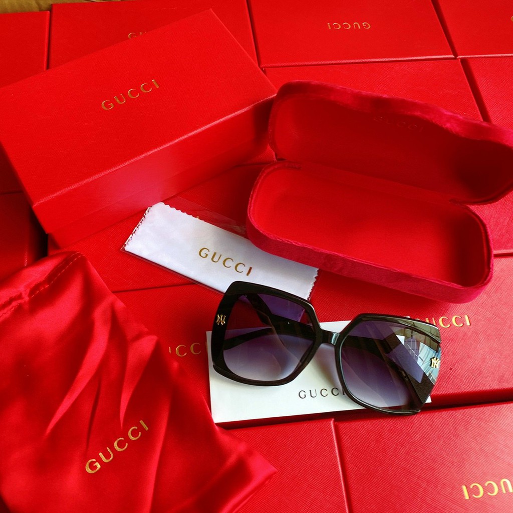 [Mã FARSSTGRE giảm 5K đơn bất kỳ] Kính râm nữ thời trang mẫu mới B641 gọng lớn | BigBuy360 - bigbuy360.vn