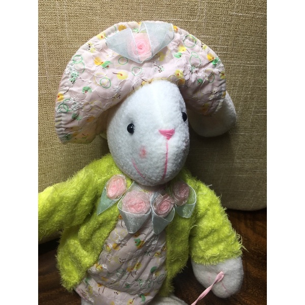 Thú nhồi bông vintage con thỏ đội nón chân dài