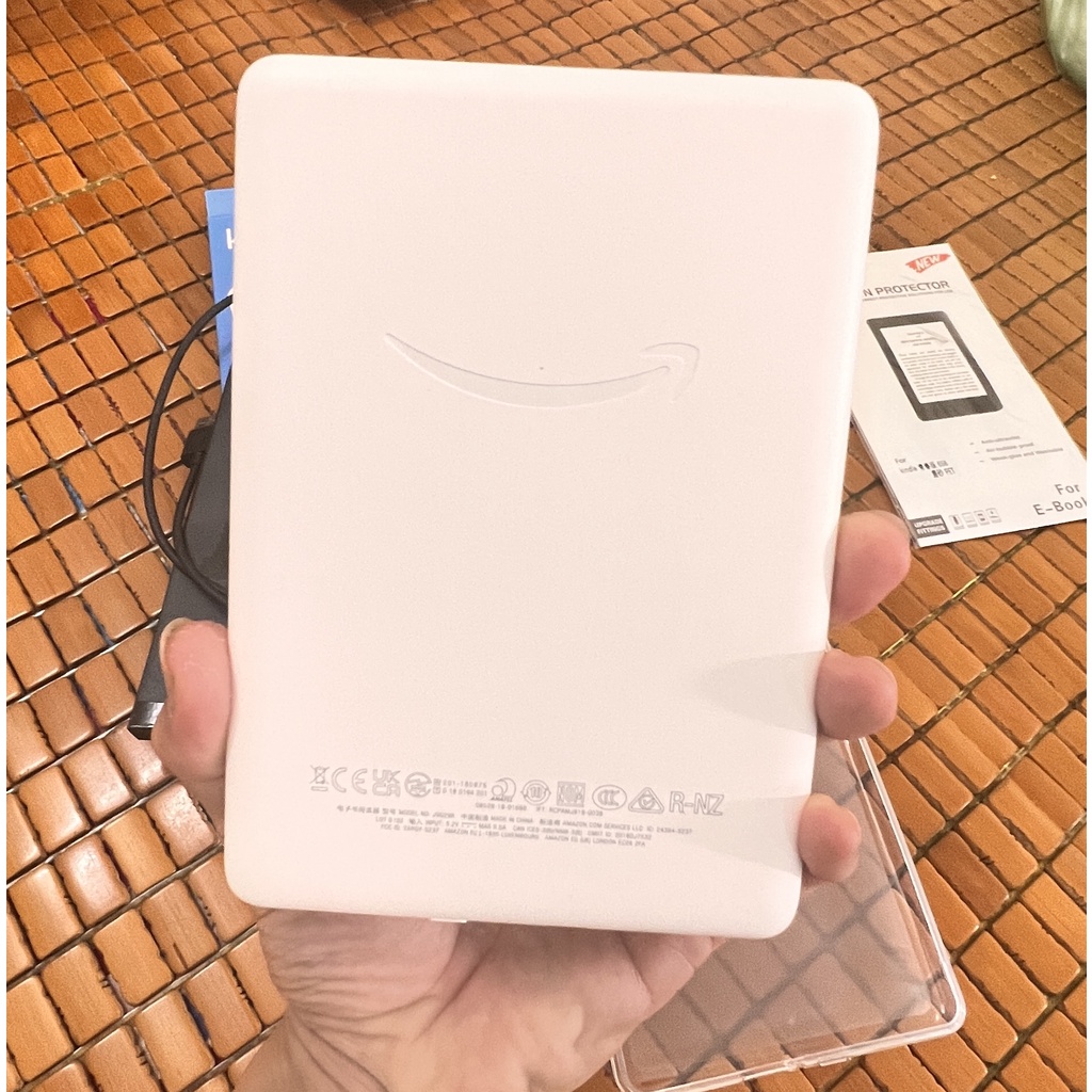 Thanh Lý Máy Đọc Sách All New Kindle Fulbox &amp; Likenew (8GB - Có Đèn Nền)