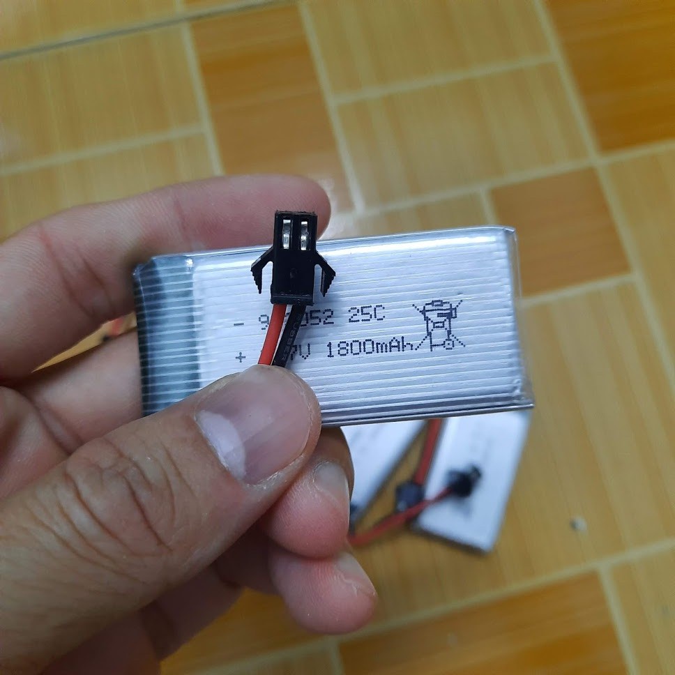 Pin sạc 3.7v 1800mah cổng Sm dùng cho flycam máy bay điều khiển từ xa