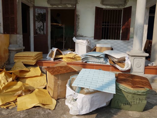 Xốp dán tường 3D dày 4_5mm keo siêu dính | BigBuy360 - bigbuy360.vn