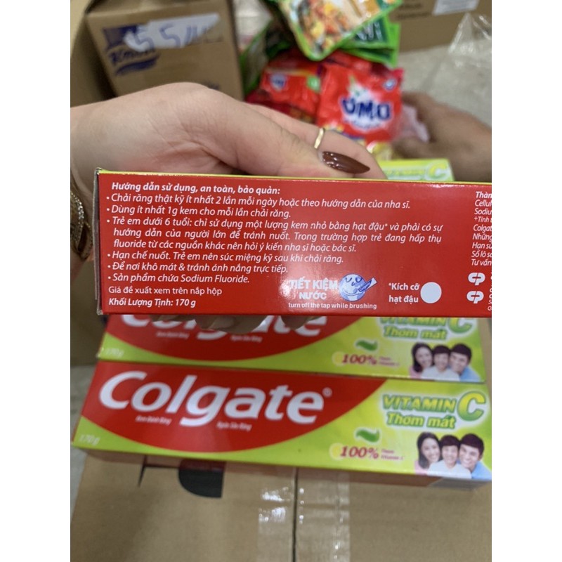 KEM ĐÁNH NGỪA SÂU RĂNG COLGATE VITAMIN C THƠM MÁT 170G