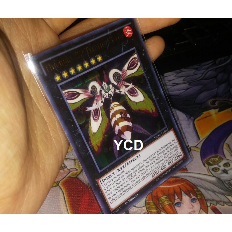 Thẻ bài yugioh chính hãng Number 28: Titanic Moth – Ultra Rare