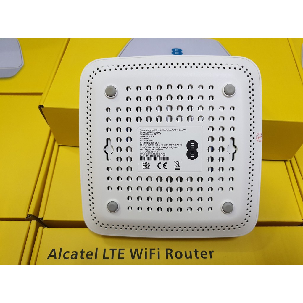 Bộ Phát Wifi 3G/4G Alcatel HH70 – Tốc độ 300Mbps – Kết nối 64 user cùng lúc – Hỗ trợ 2 băng tần