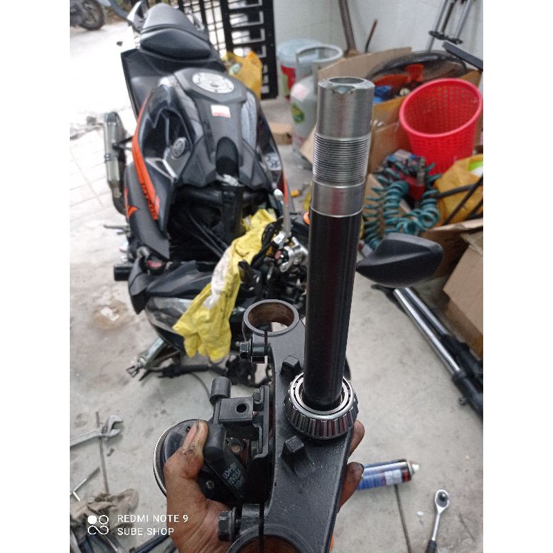 Chén cổ Yamaha R3, chén cổ MT-03 hiệu SKF