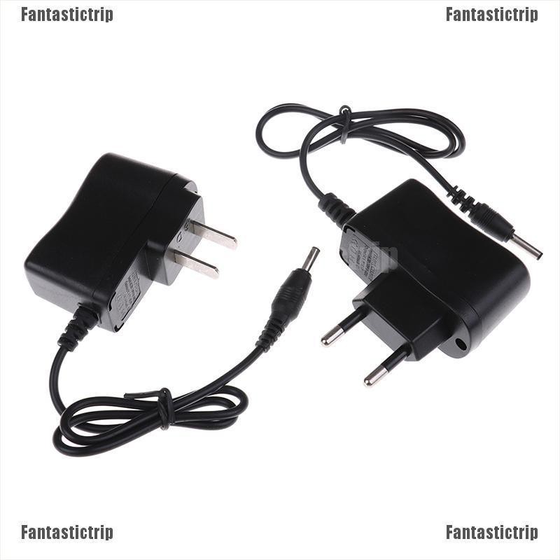 Bộ Sạc Pin lithium Us / EU 4.2V AC Cho Đèn Pin 18650