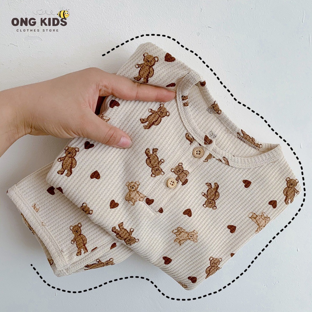 Set quần áo cotton tổ ong cho bé trai bé gái, Quần áo trẻ em dài tay thêu hình 2 con gấu họa tiết trái tim Hàn Quốc