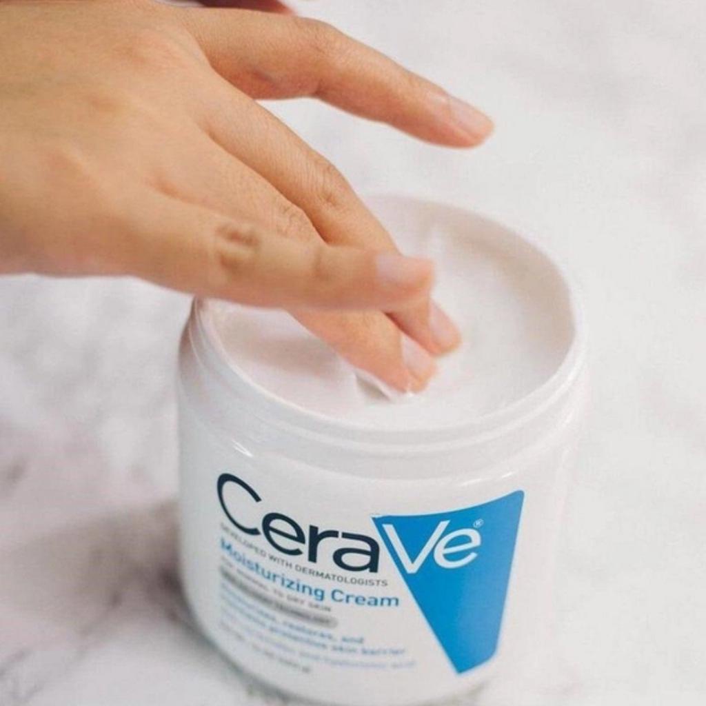Kem Dưỡng Ẩm CeraVe Moisturising Cream Dành Cho Da Khô