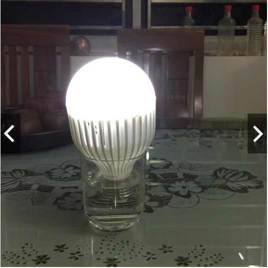 Bóng đèn Led cảm ứng thông minh SmartCharge 15W ánh sáng trắng + tặng chui sạc e27 có công tắc