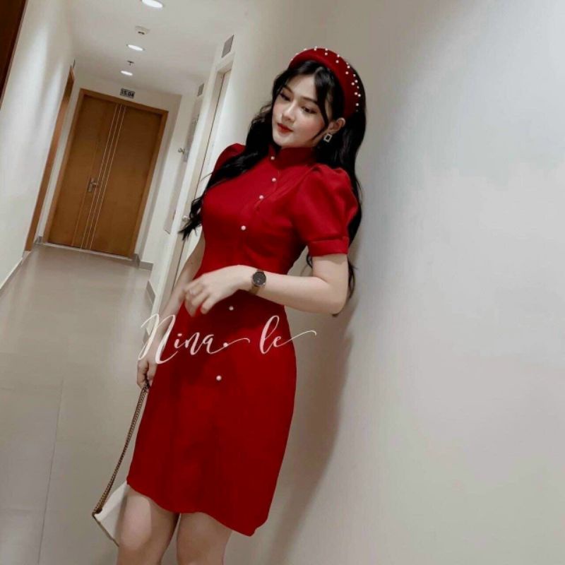 ĐẦＭ ĐỎ CỔ TÀU NÚT LỆCH