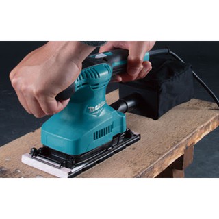 MÁY CHÀ NHÁM RUNG MAKITA M9203B