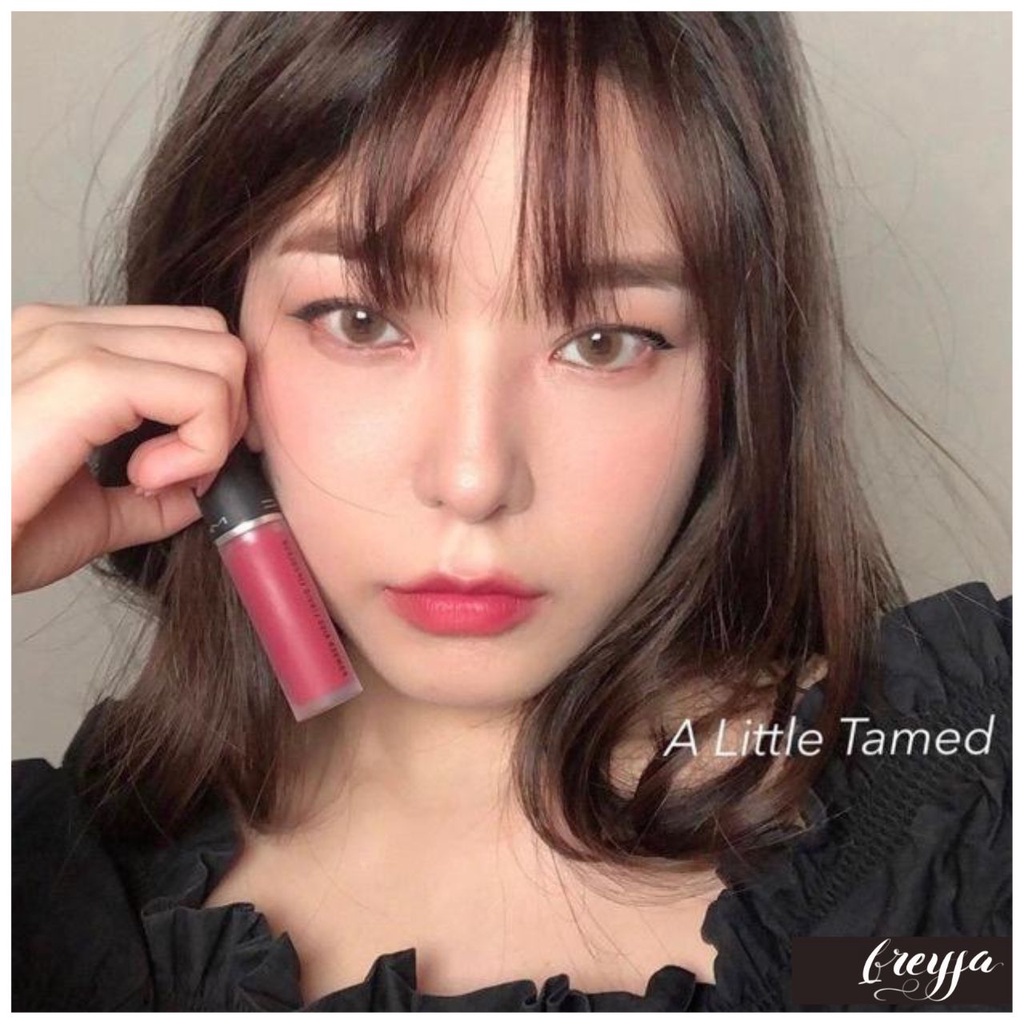 Son Mac Powder Kiss Liquid Lipcolour Màu 988 A Little Tamed -Son Lỳ Dạng Kem Mịn Mượt Như Nhung, Bền Màu, Độ Che Phủ Tốt