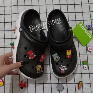 Sục xịn đen đế trắng