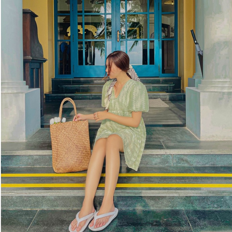 Váy Fabric Holic tay phồng mùa Hè.