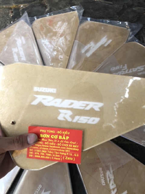 1 cặp ốp hông sường mica cho raider satria cực kì đẹp