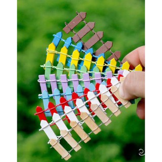 [TIỂU CẢNH TRANG TRÍ] Hàng rào gỗ nhiều màu trang trí cây sen đá, xương rồng, cây cảnh (1 cái)