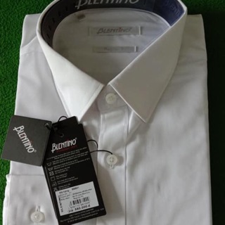 Áo trắng kem Blentino và trắng kem Owen(trơn) size 42
