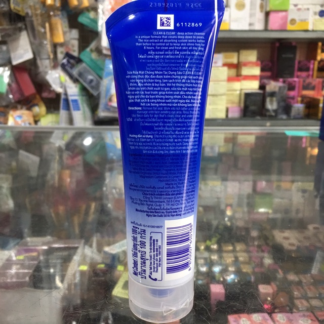 Sữa rửa mặt chống nhờn Clean & Clear Deep Action Cleanser 100g | BigBuy360 - bigbuy360.vn