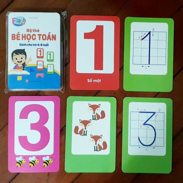 Thẻ bé học toán