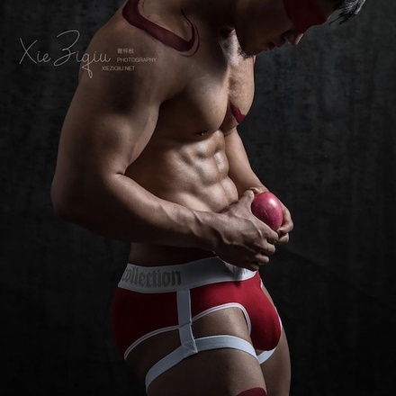 Quần lót nam sexy độc lạ phối hợp đai ôm đùi cực hấp dẫn - DM Underwear