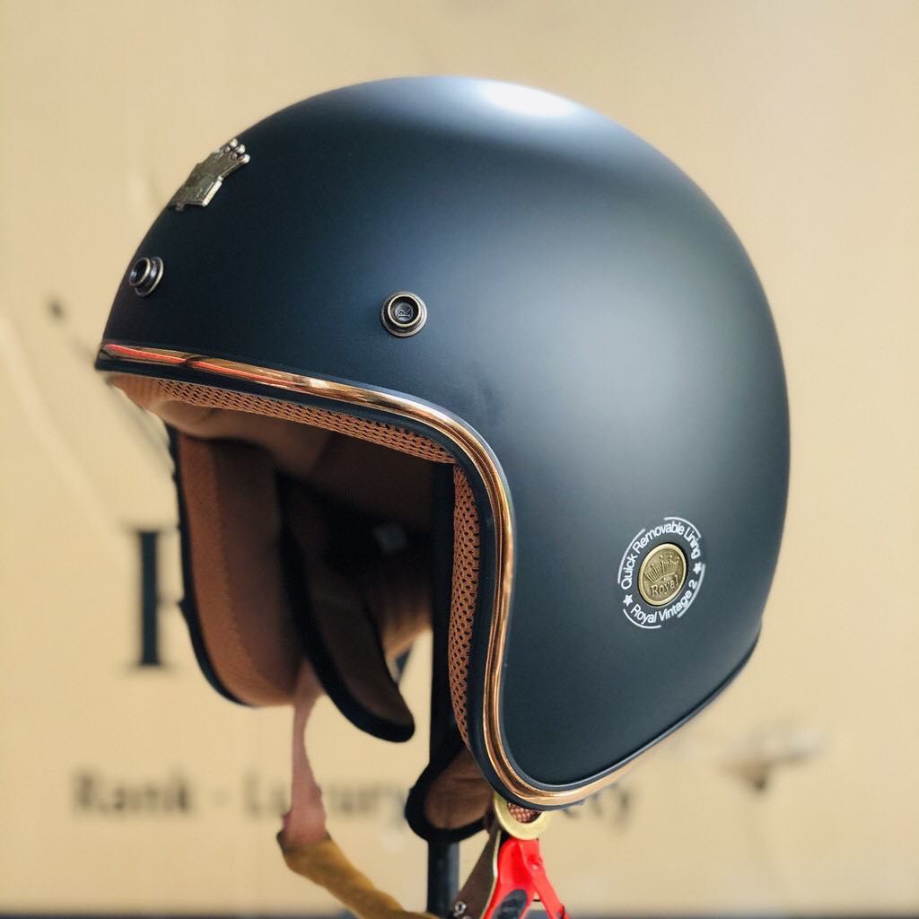 Mũ bảo hiểm Royal M20C đen nhám, nón trùm đầu đi phượt