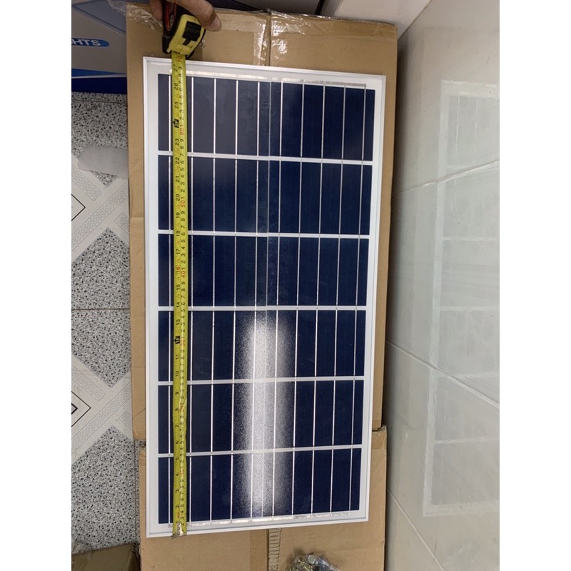 Đèn năng lượng mặt trời 300W chuyên đèn đường chiếu sáng, sân vườn dung lượng pin 48.000Mah sáng liên tục 15 tiếng
