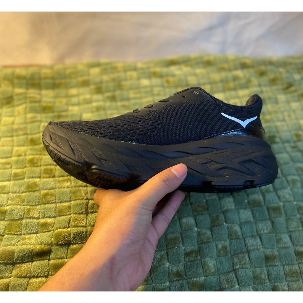 Giầy thể thao HOKA Màu Đen dành cho cả nam nữ,nhẹ, đế êm thoang khí khử mùi chân cực đẹp