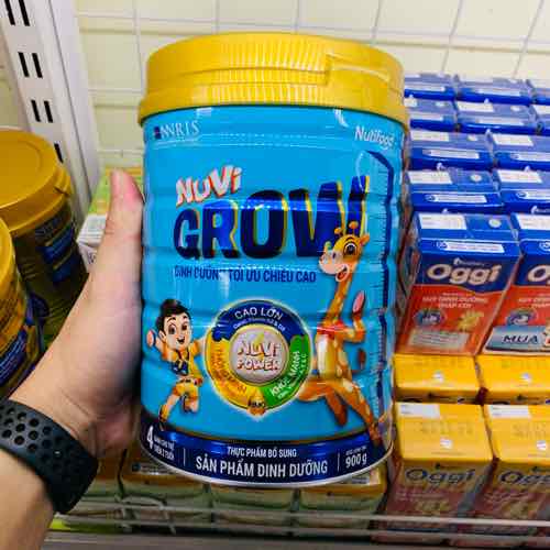 Sữa bột Nutifood Nuvi Grow 4 900g date luôn mới hsd tháng 1/2025