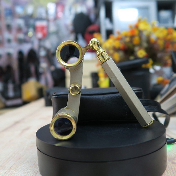 Ống nhòm Carton 3.5x17 sang chảnh cho buổi xem hòa nhạc