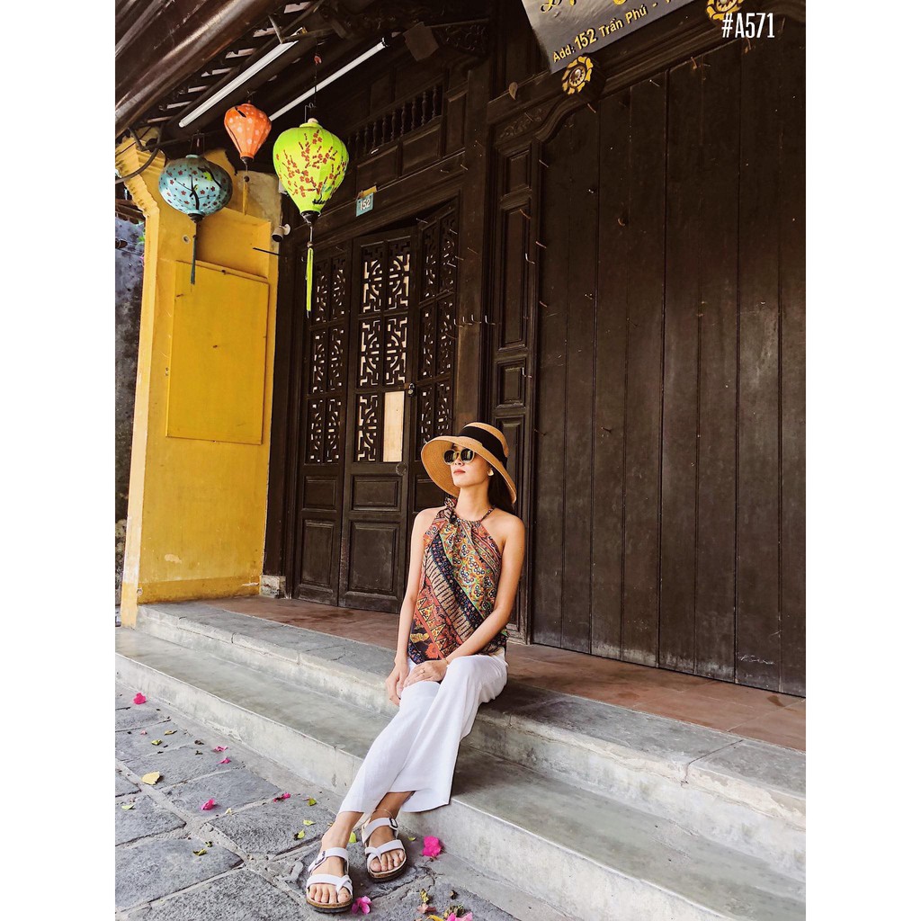 Yếm thổ cẩm cột nơ cho ngày hè