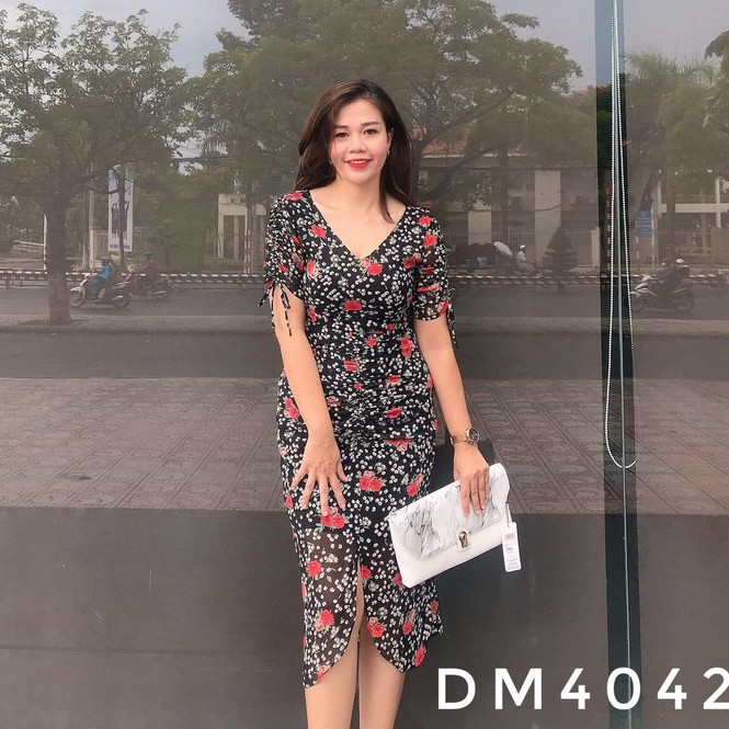 Đầm ôm cổ tim, rút vải tay và eo Emspo DM4042