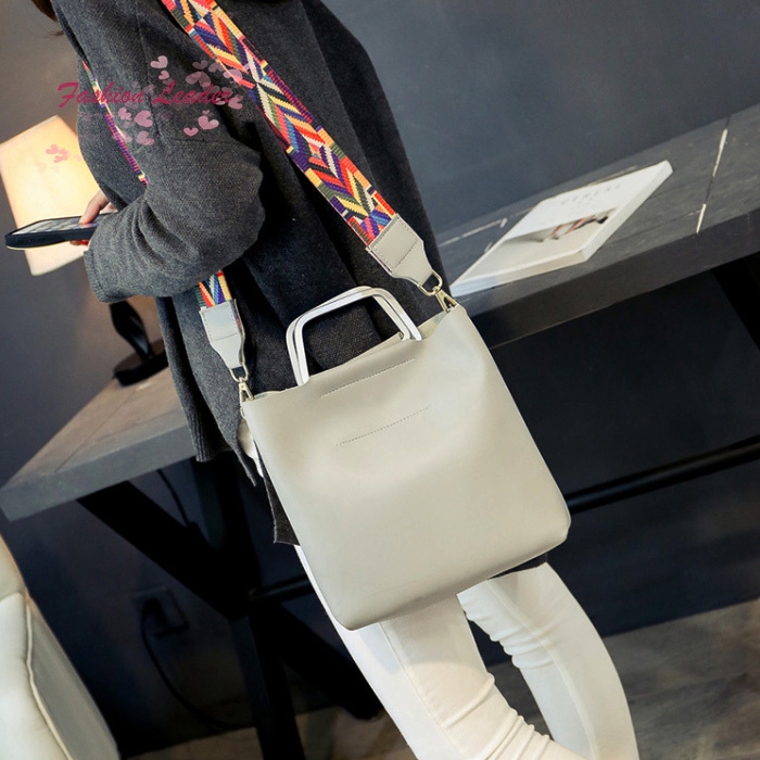 Bộ sản phẩm 2 túi và bóp kích thước lớn làm từ da PU | BigBuy360 - bigbuy360.vn