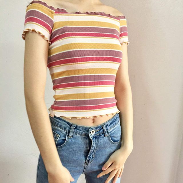 Croptop trễ vai hàng dư xịn