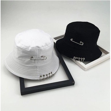 Mũ bucket xỏ khuyên cá tính form unisex nam nữ hai màu đen, trắng - B27