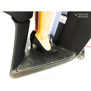 Thảm miếng lót chân xe máy điện Vinfast Klara đế mỏng