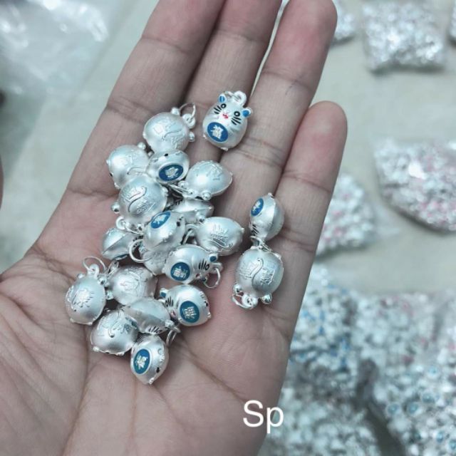 Charm con giáp chuột bạc mix vòng