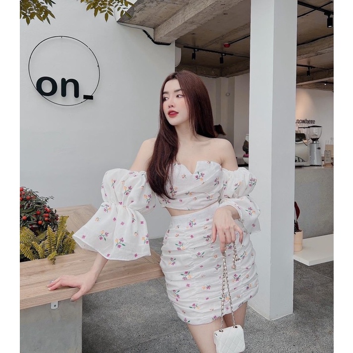 Set crop tay bèo + CV nhún hoa tím