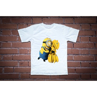 Áo thun in hình minion ôm chuốI