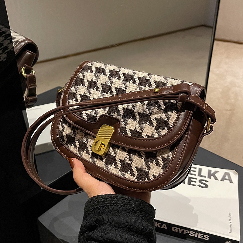 Túi Xách Đeo Vai / Kẹp Nách Kiểu Dáng Hợp Thời Trang Dành Cho Nữ