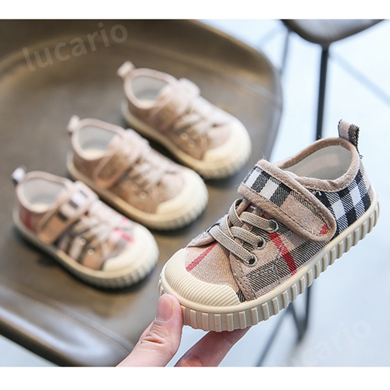 Giày thể thao canvas thoáng khí chống trượt cho bé