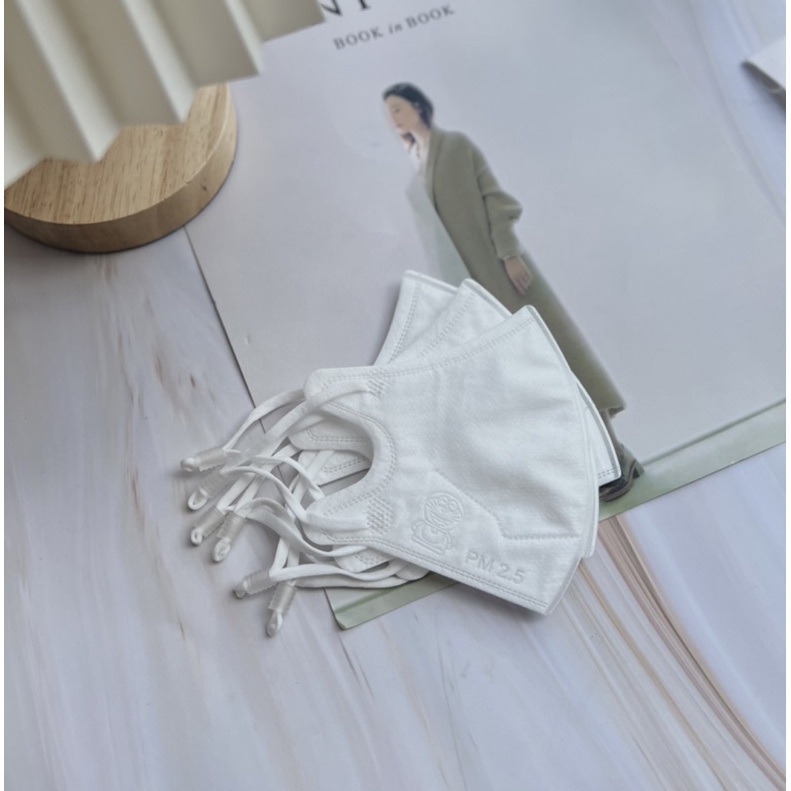 Set khẩu trang cho bé sơ sinh có dây điều chỉnh