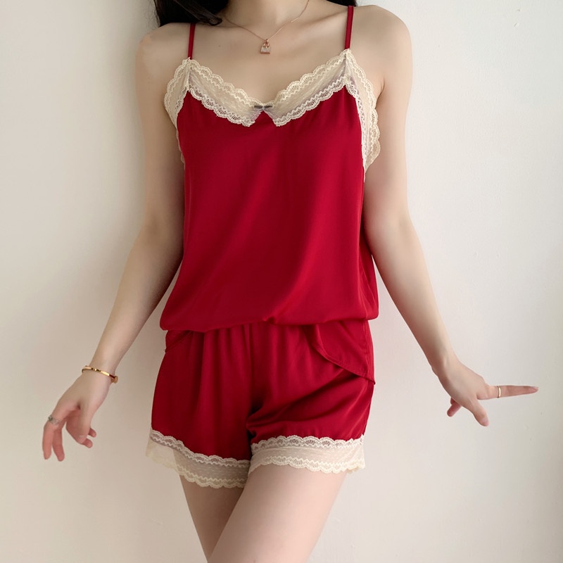 Bộ Đồ Ngủ Vải Lụa Satin Phối Ren Cổ Chữ V Form Rộng Thời Trang Quyến Rũ