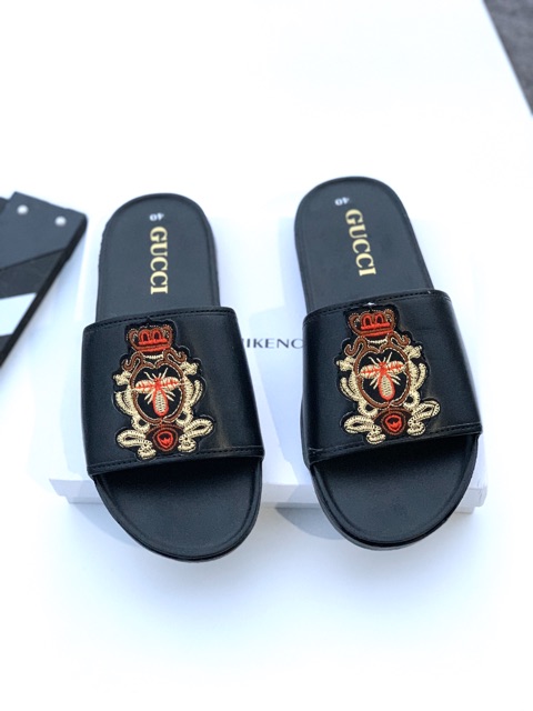 Dép nam thêu ong đỏ đế hộp xịn nhé