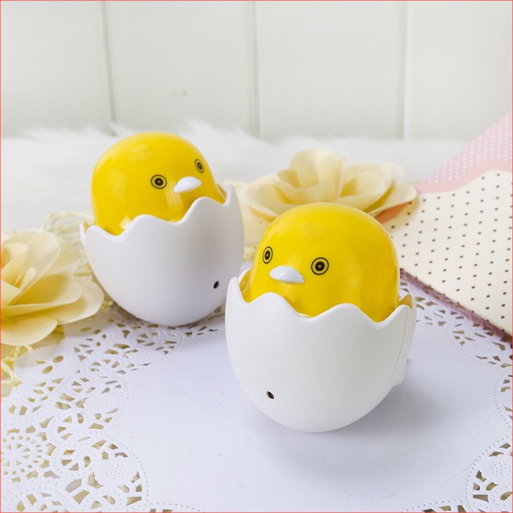 Đèn ngủ cảm ứng màu vàng hình quả trứng con gà dễ thương cảm biến ánh sáng thông minh tự động sáng khi trời tối ban đêm