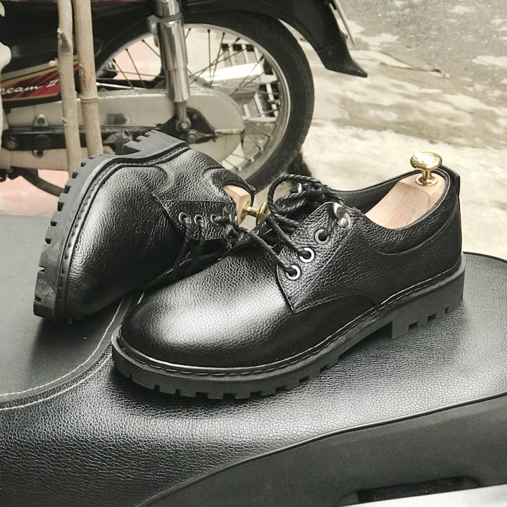 Thanh Lý Giày Công Sở Nam Da Bò Buộc Dây Cao Cấp Sang Trọng